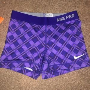 Woman’s Nike Pro Spandex (S)